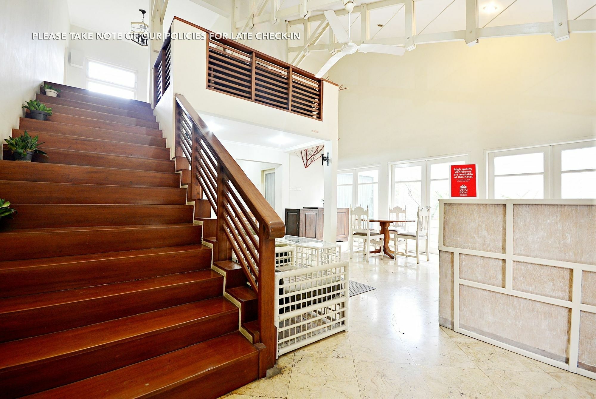 Zen Rooms Mampang Prapatan Jakarta Exterior photo
